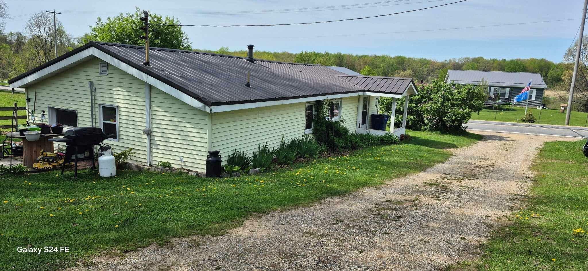 Property Photo: 3350 Lacey Road MI 49050