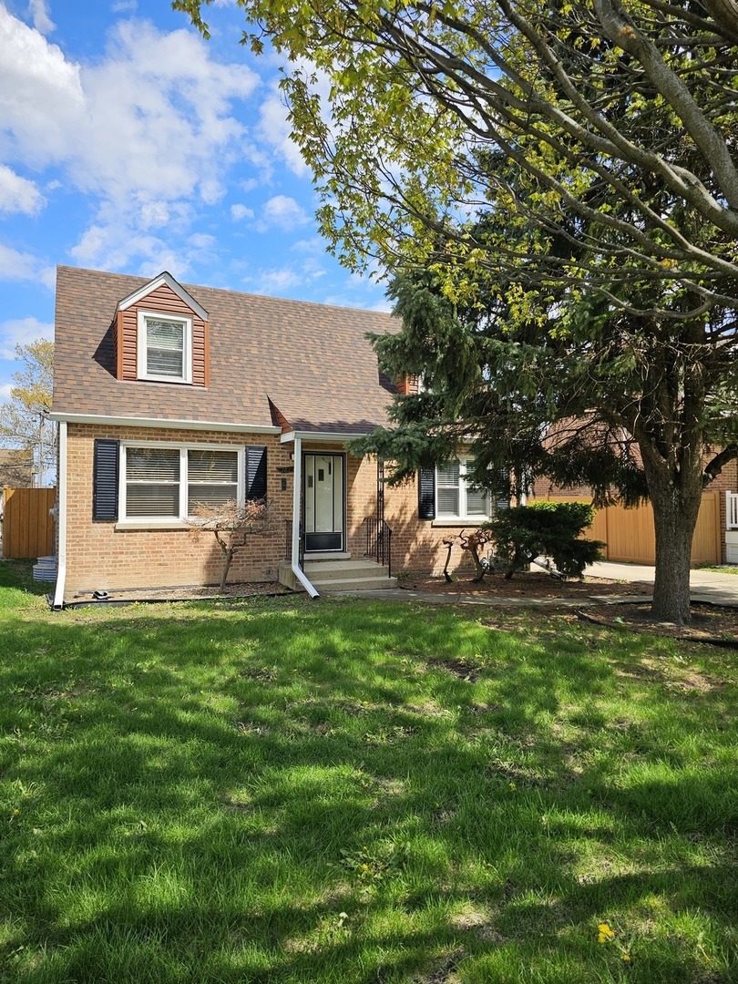 Property Photo: 7825 N Nora Avenue IL 60714