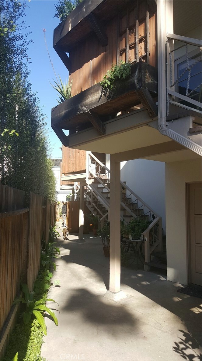Property Photo: 526 Park Avenue B CA 92662