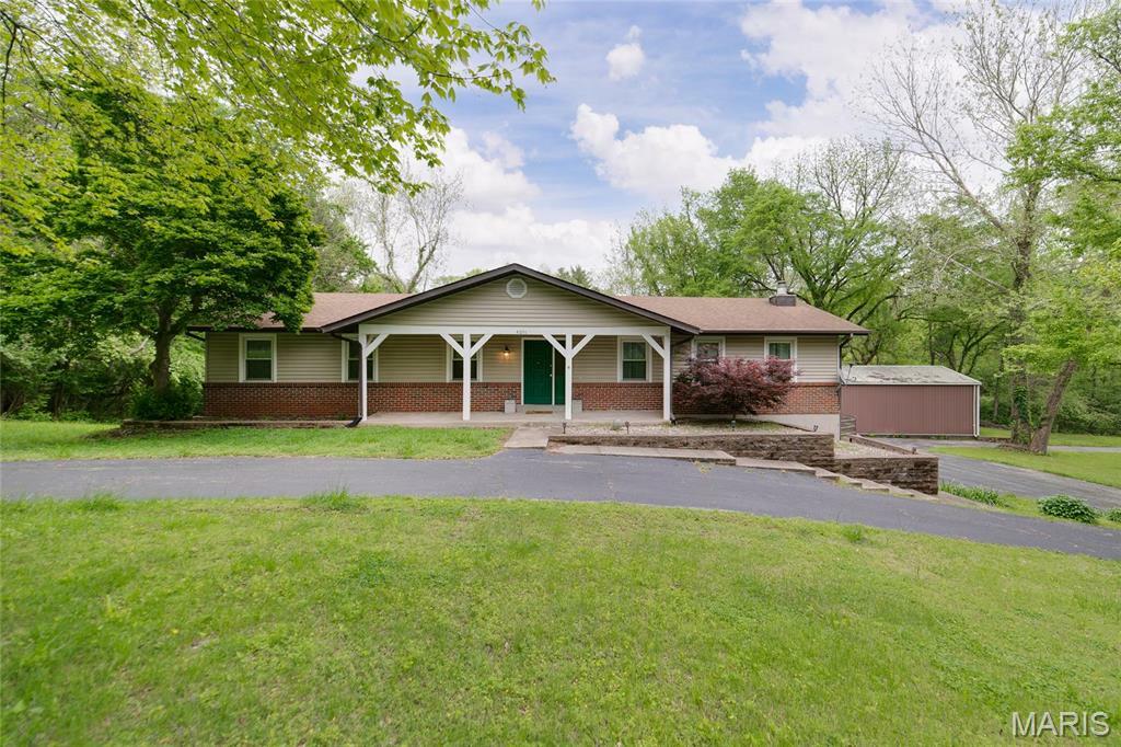 Property Photo: 4051 Fleur De Lis Drive MO 63034