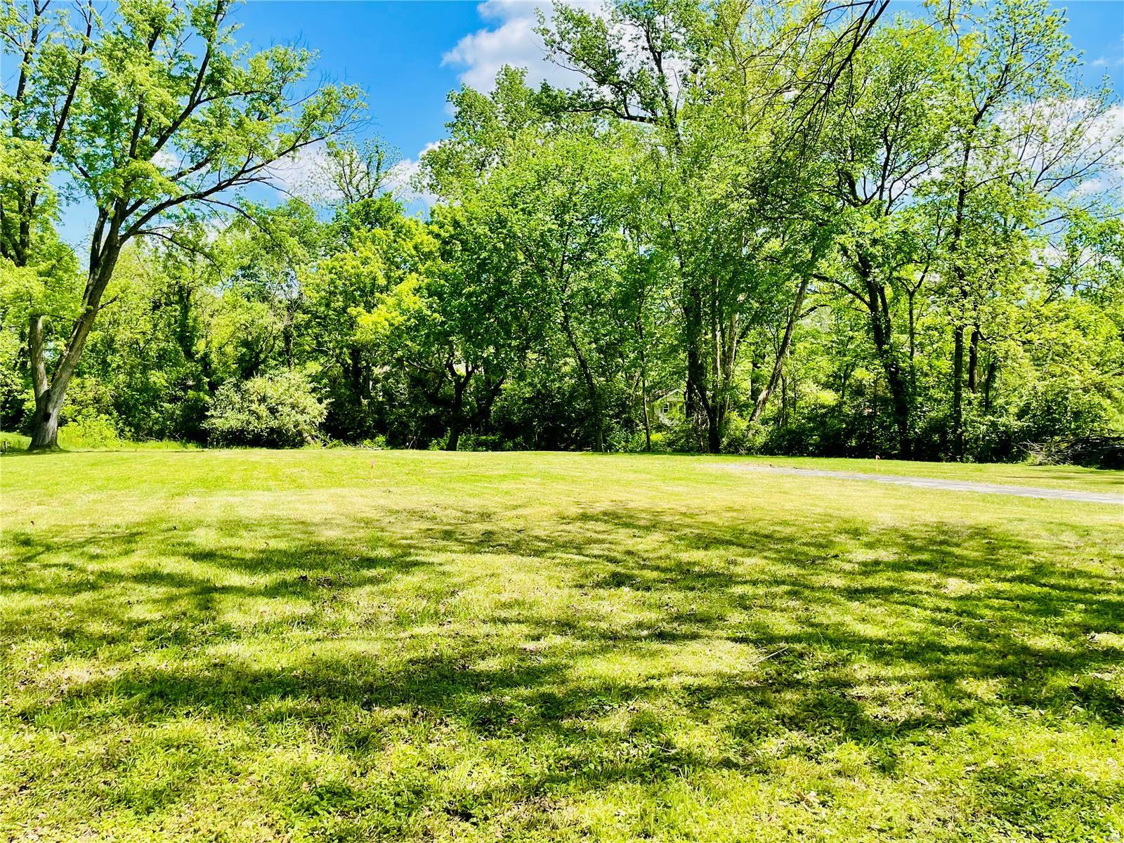 Property Photo: 8 Chasselle Lane MO 63141