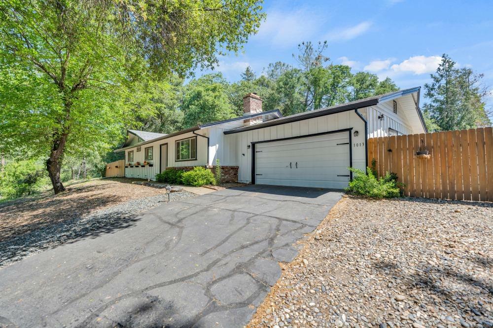 Property Photo:  1013 Bridgeview Drive  CA 95667 