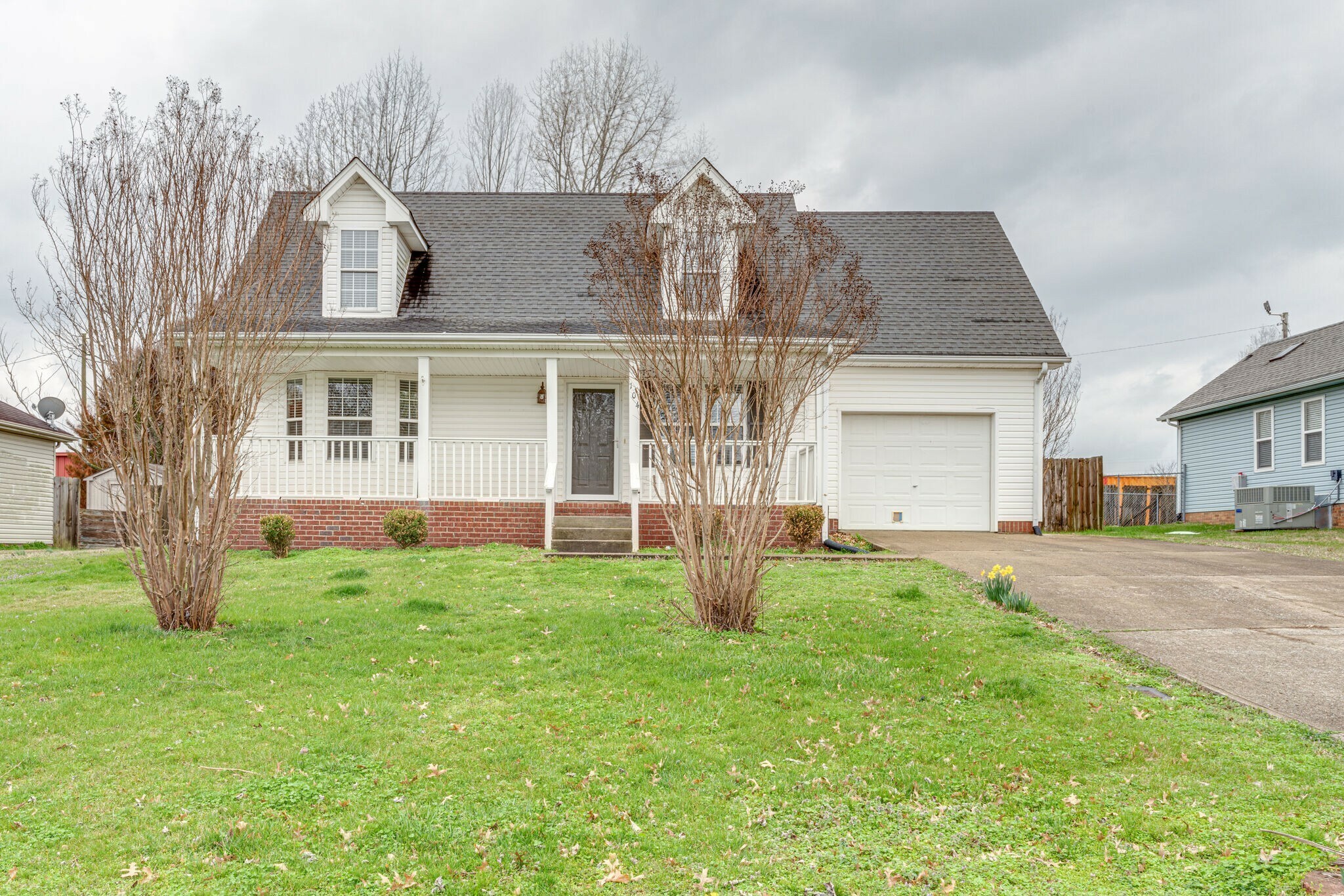 Property Photo: 104 Amelia Ct TN 37072