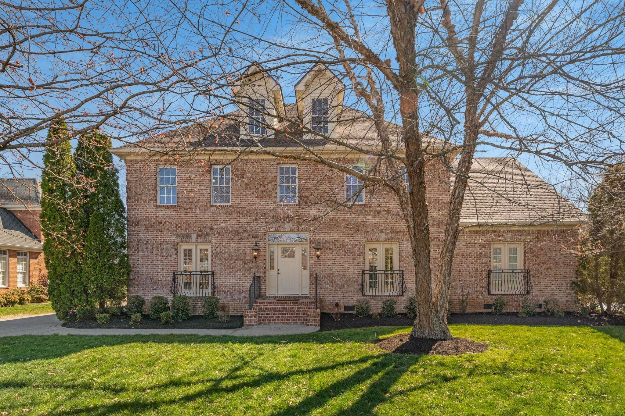 Property Photo: 1413 Bradberry Dr TN 37130