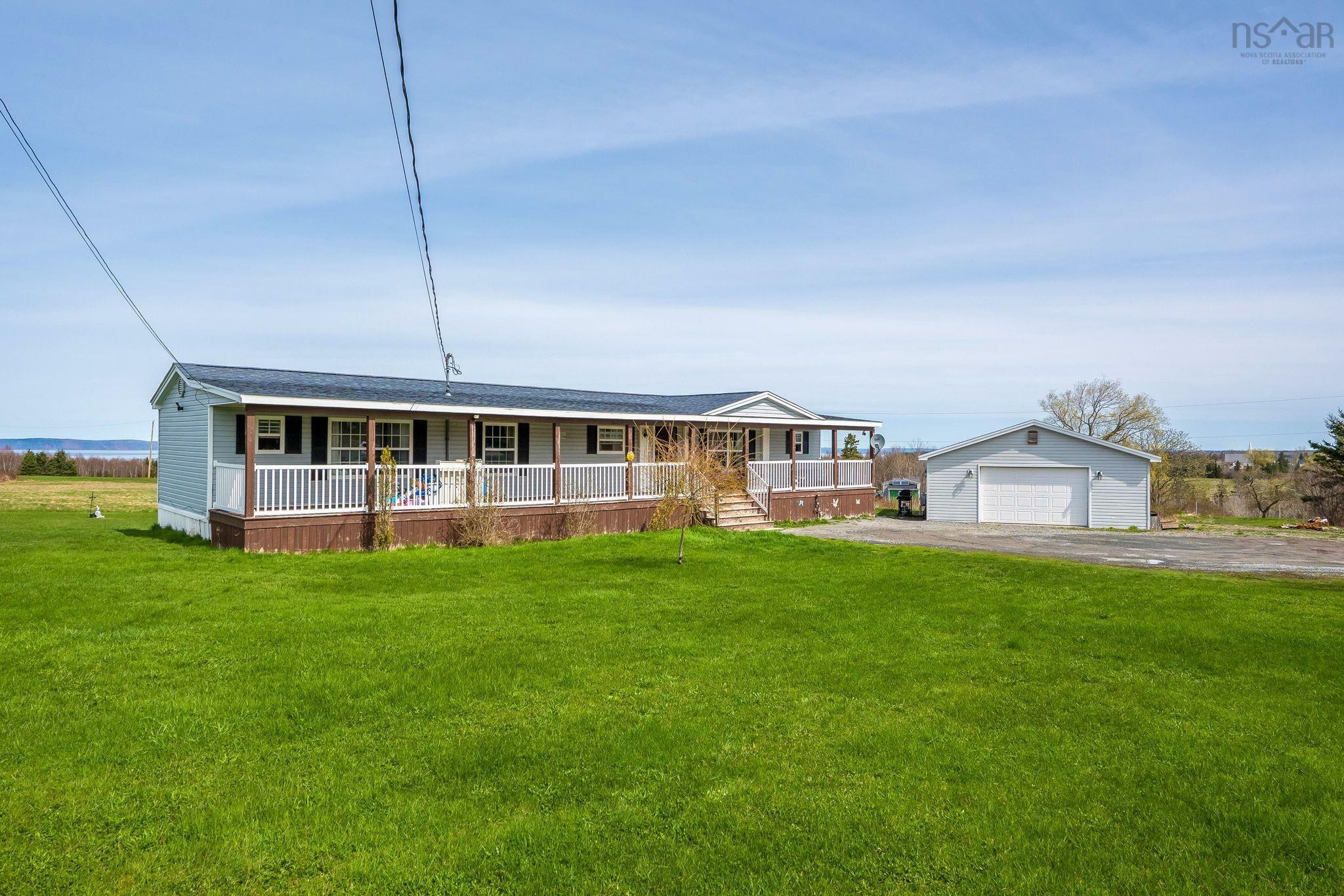 Property Photo: 6145 Highway 215 NS B0N 2A0