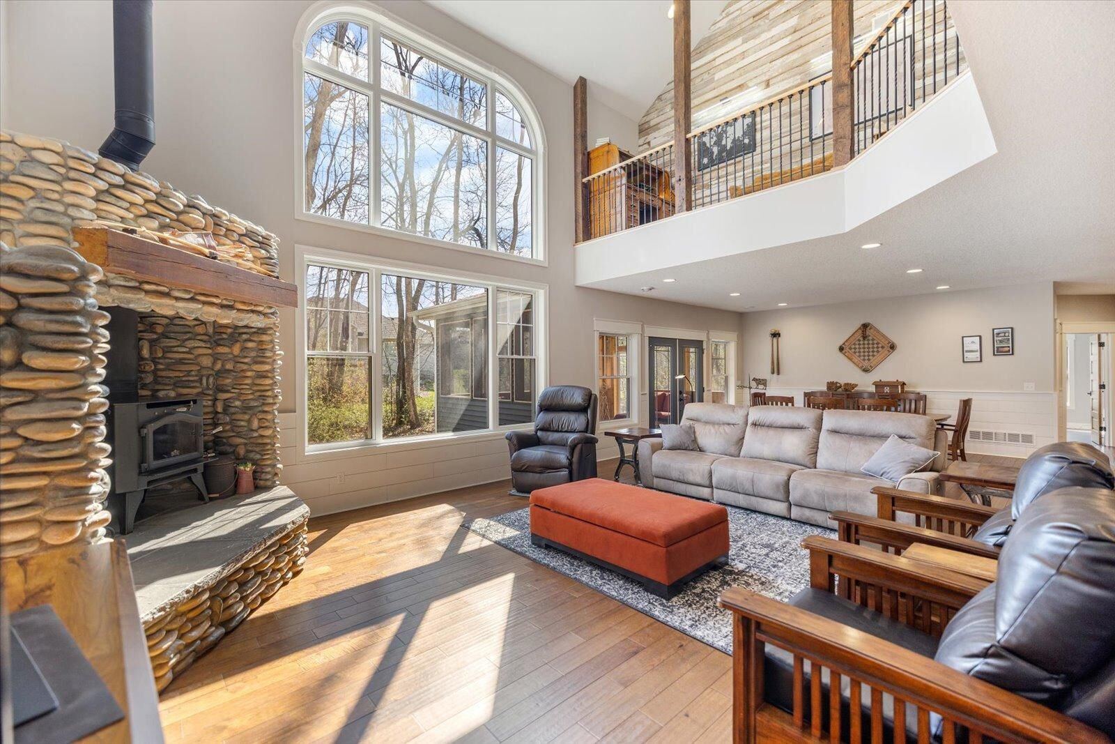 Property Photo: 701 Chalupsky Avenue SE MN 56071