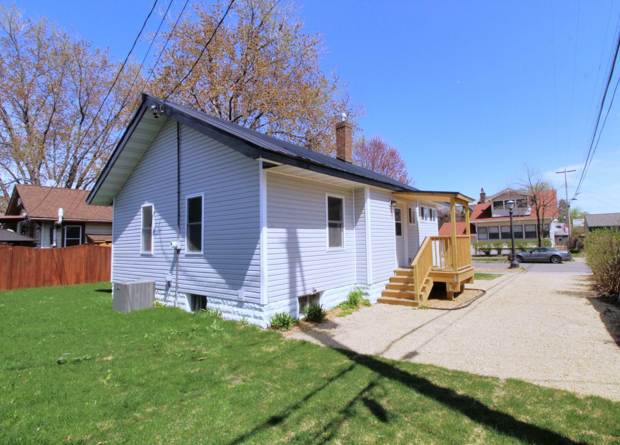 Property Photo: 193 Griggs Street N MN 55104