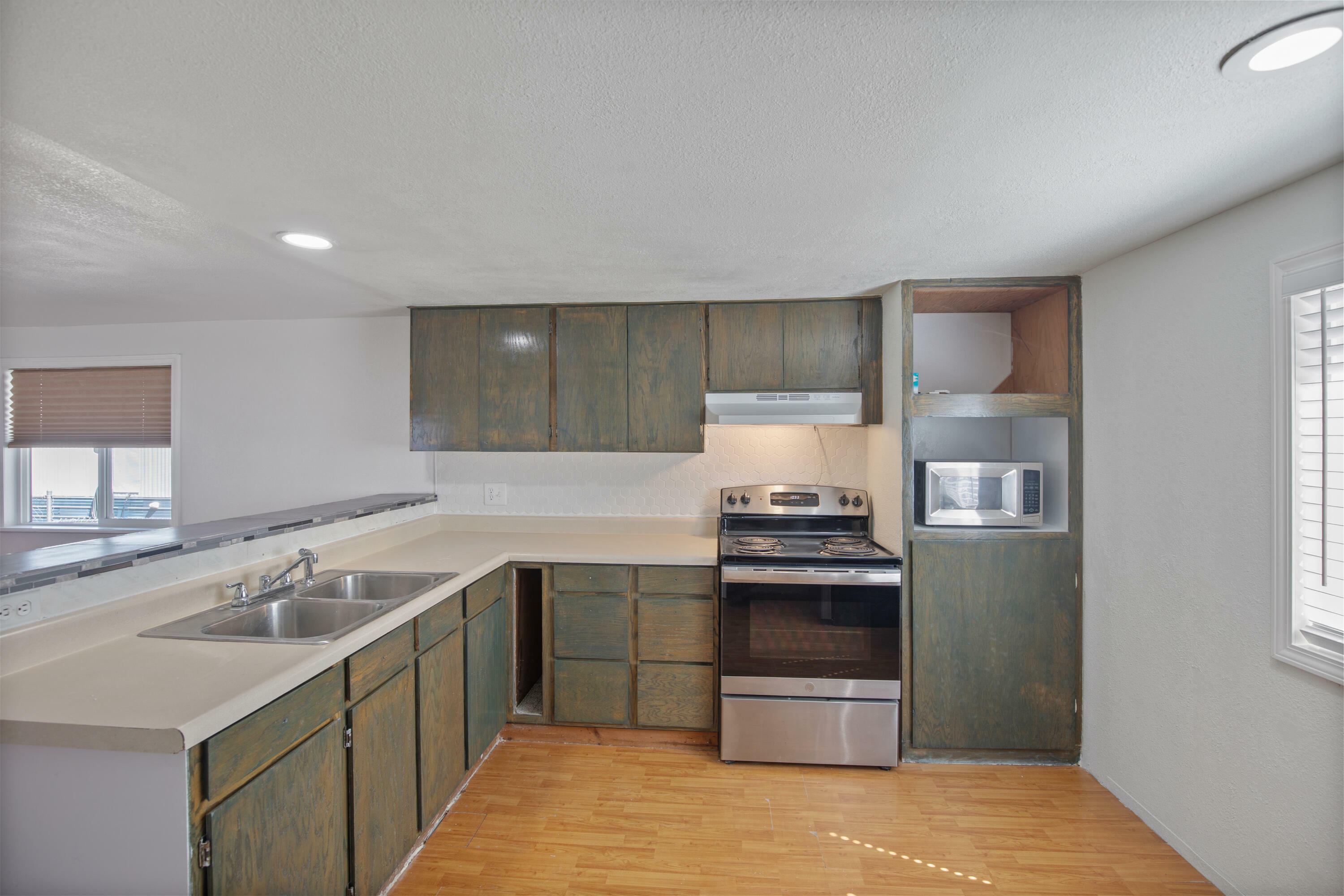 Property Photo:  227 Chestnut Lane  OR 97526 