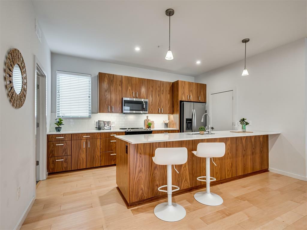 Property Photo: 627 Couch Drive 12 OK 73102