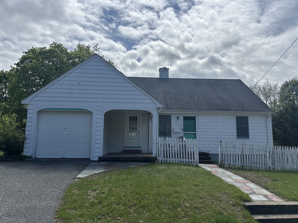 Property Photo: 5 Chase Road MA 02452