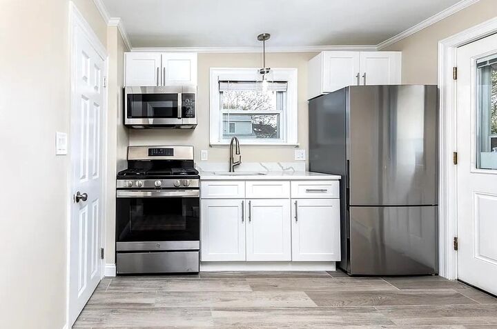 Property Photo: 31 Cabot 3 MA 01915