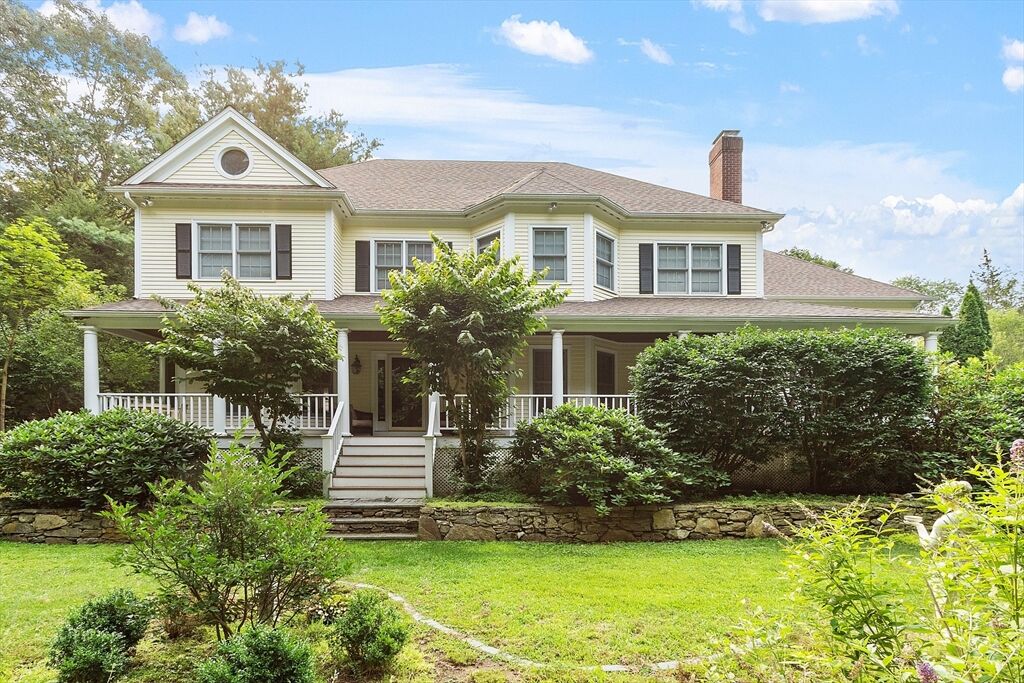 Property Photo:  208 Millwood St  MA 01701 