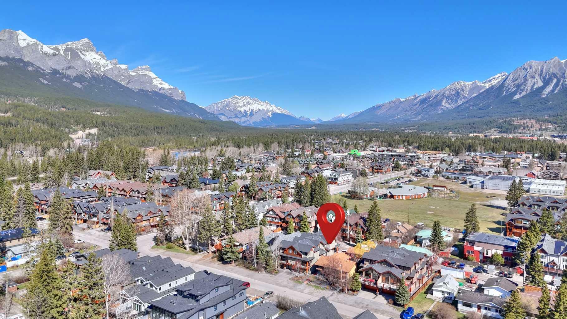 Property Photo: 722 3rd Street 4 AB T1W 2J6