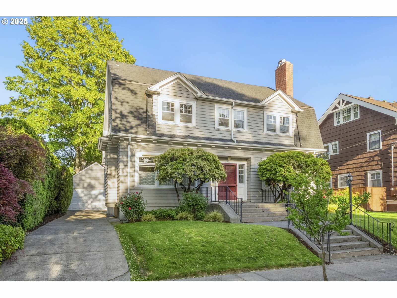 Property Photo: 2722 NE 22nd Ave OR 97212