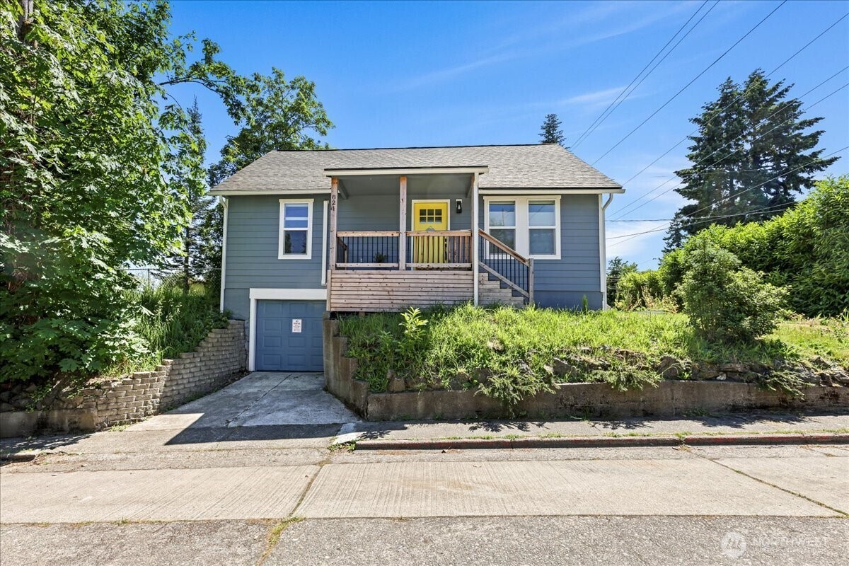 Property Photo: 821 15th Street WA 98337