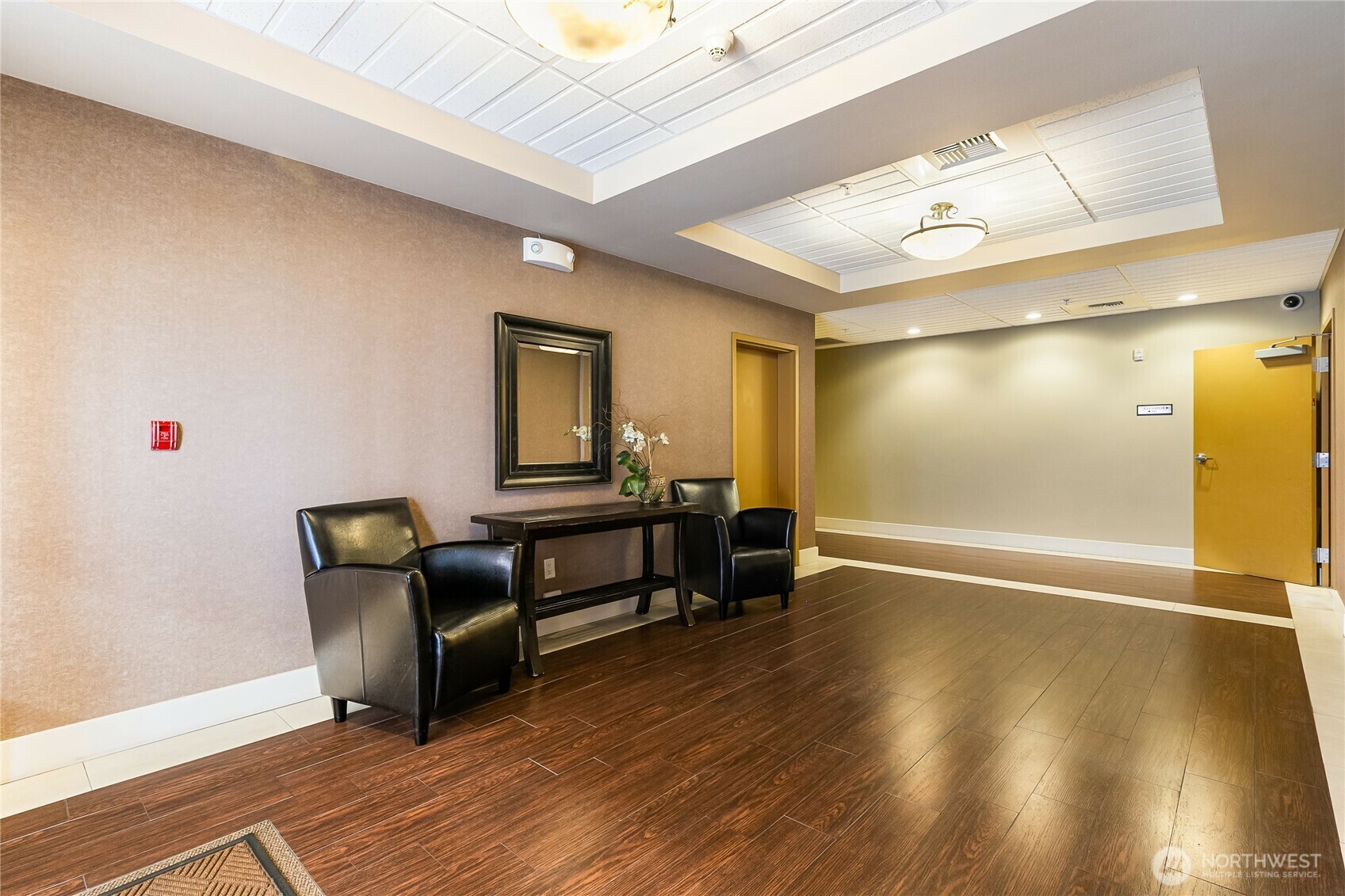Property Photo: 910 Harris Avenue 407 WA 98225