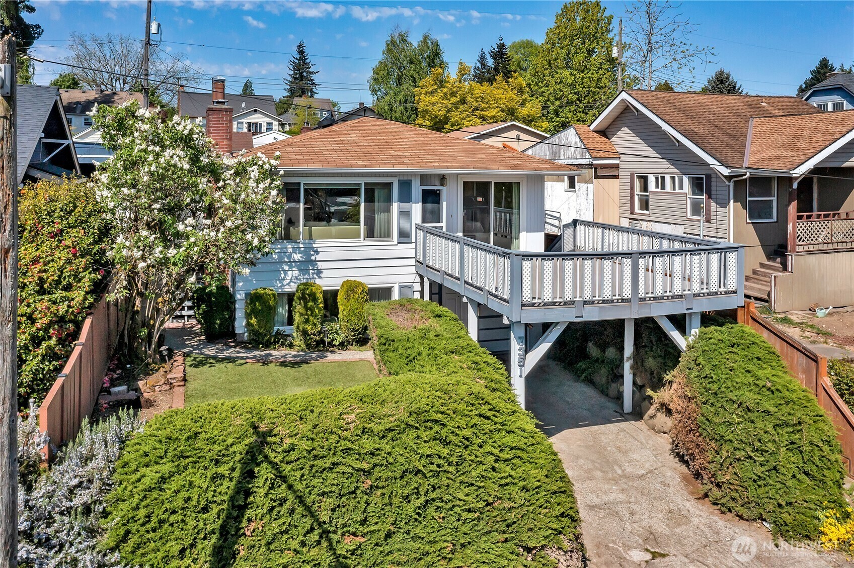 Property Photo: 7351 32nd Avenue SW WA 98126