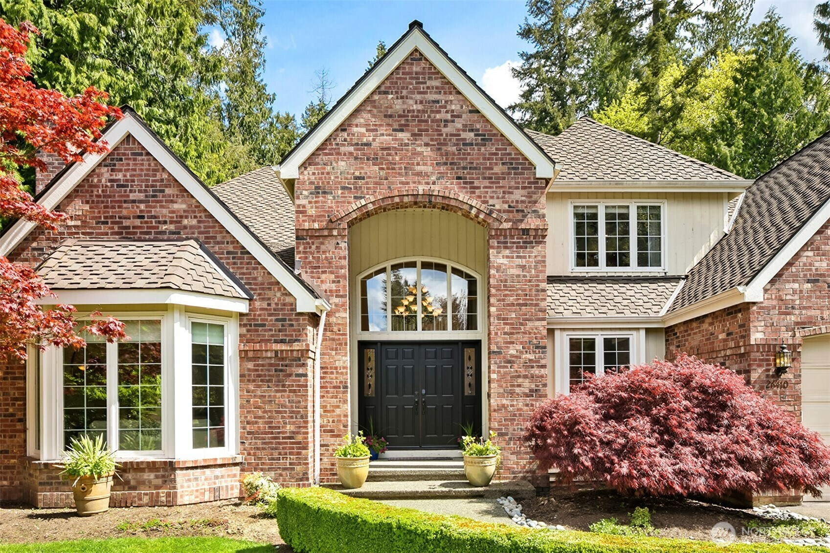 Property Photo: 26410 SE 33rd Street WA 98075