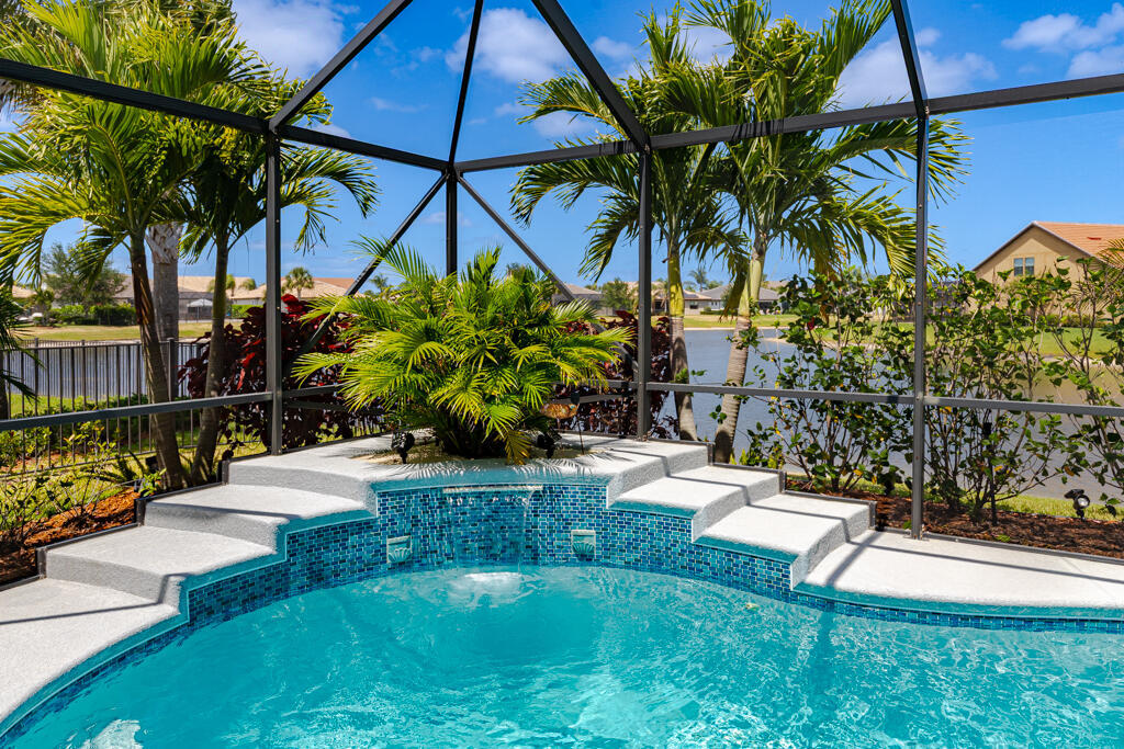 Property Photo: 348 SE Courances Drive FL 34984