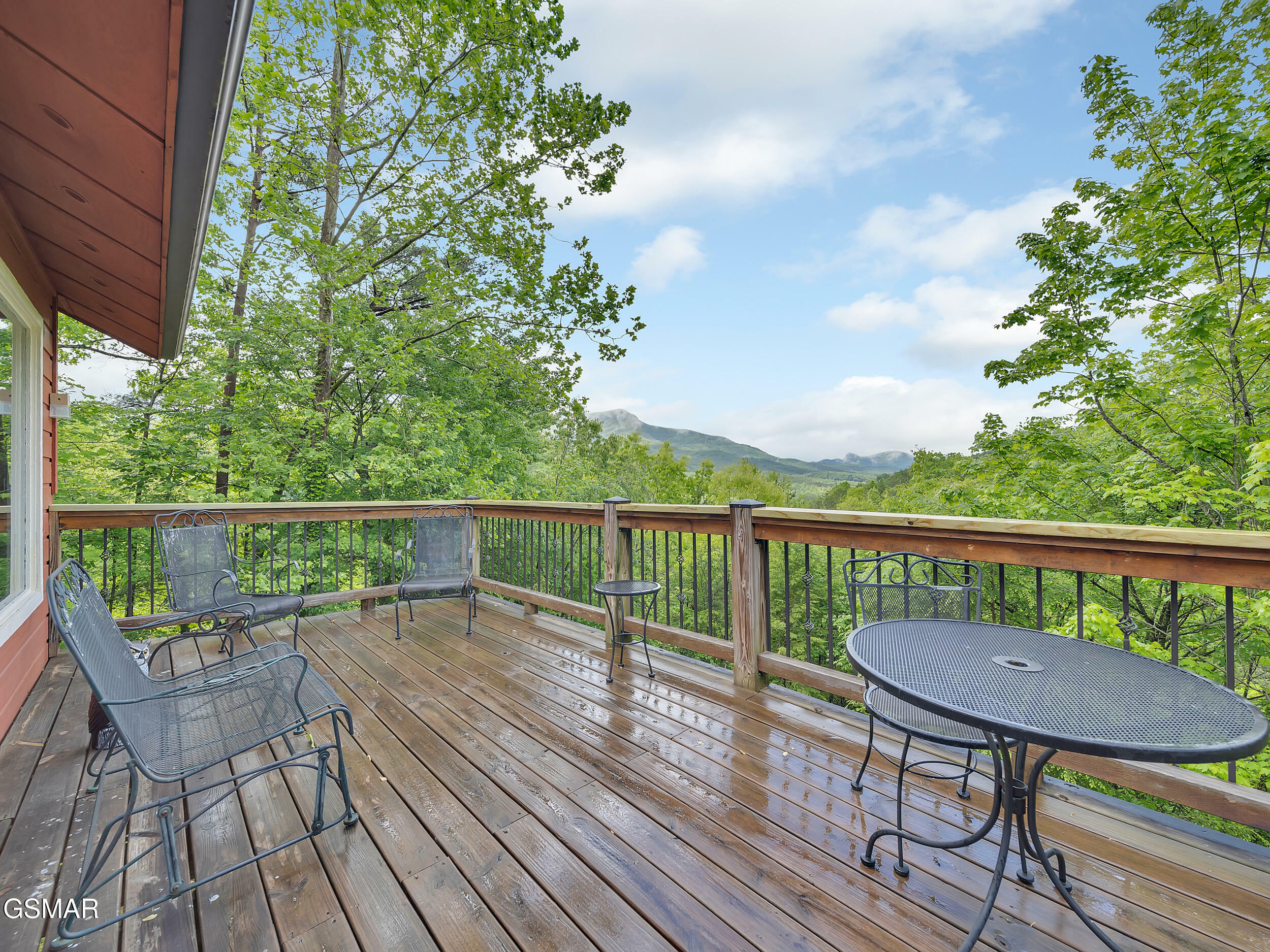 Property Photo: 846 Vixen Run TN 37738