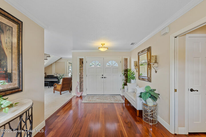 Property Photo: 2551 Cross Country Drive FL 32128