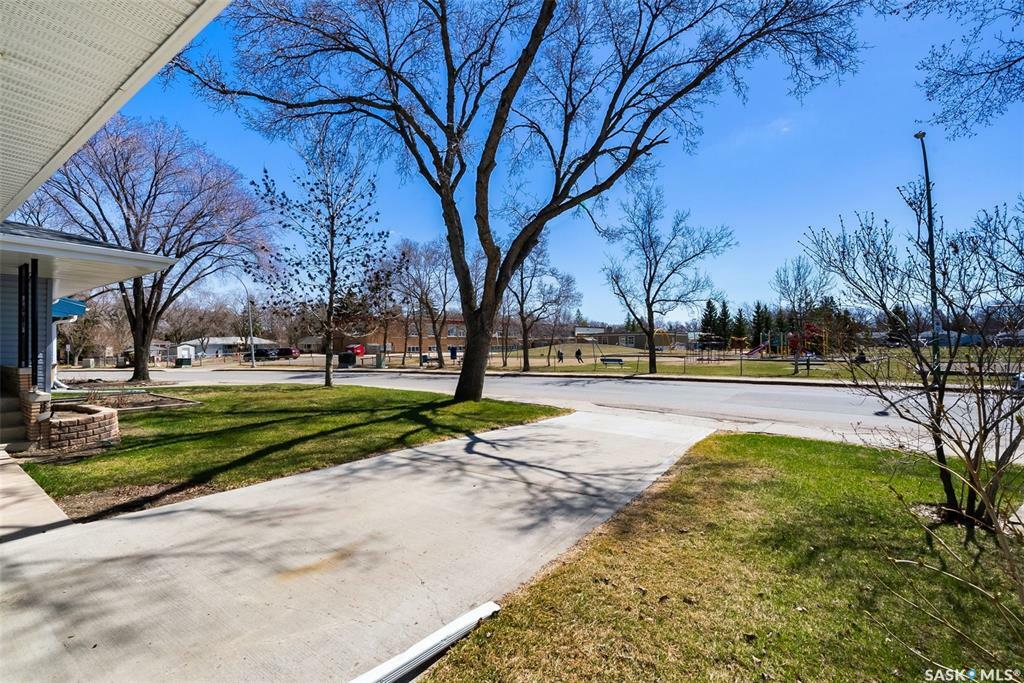 Property Photo: 1830 Jubilee Avenue SK S4S 3T6