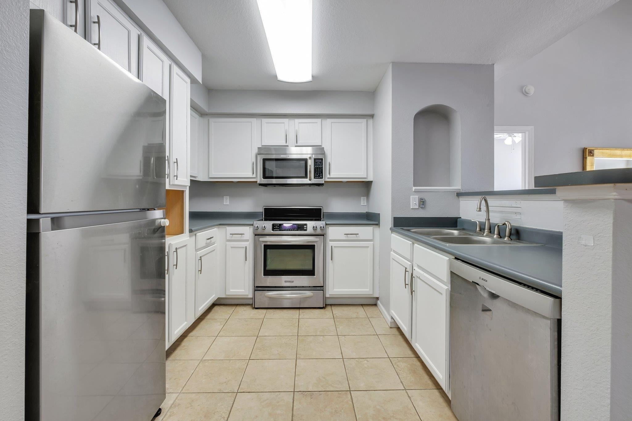 Property Photo: 2801 Chancellorsville Drive 137 FL 32312