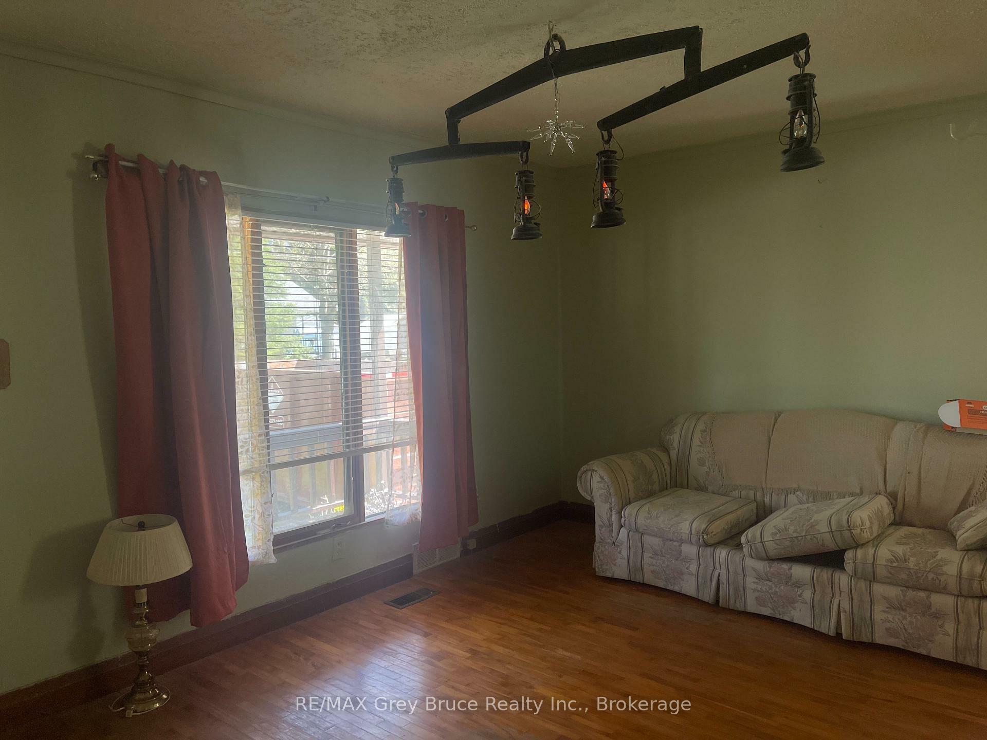 Property Photo: 2496 6th Avenue W ON N4K 5J6
