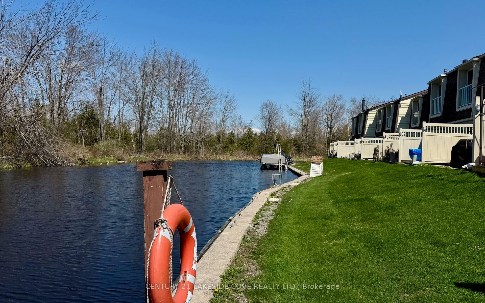 Photo de la propriété: 4 Paradise Boulevard 19 ON L0K 1B0