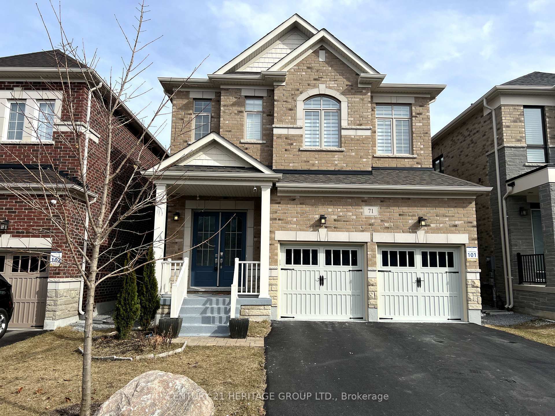 71 Woodhaven Avenue  Aurora ON L4G 3Y2 photo