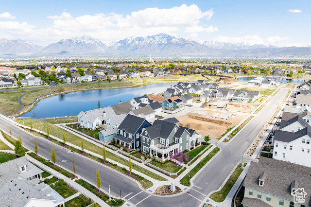 Property Photo: 4609 W Isla Daybreak Rd UT 84009