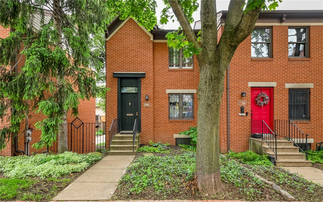 Property Photo: 419 Avery St PA 15212