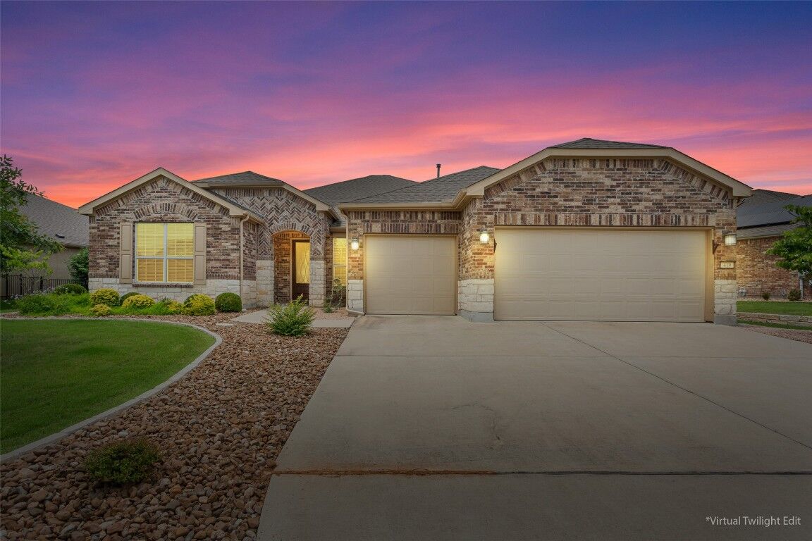 Property Photo: 419 Davis Mountain Circle TX 78633