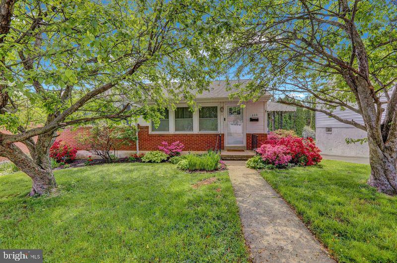Property Photo: 608 Dorchester Avenue PA 19609