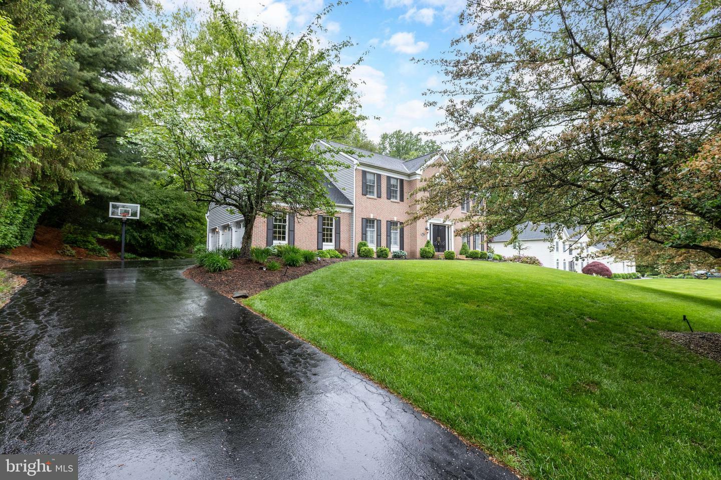 Property Photo: 1615 Masters Way PA 19317