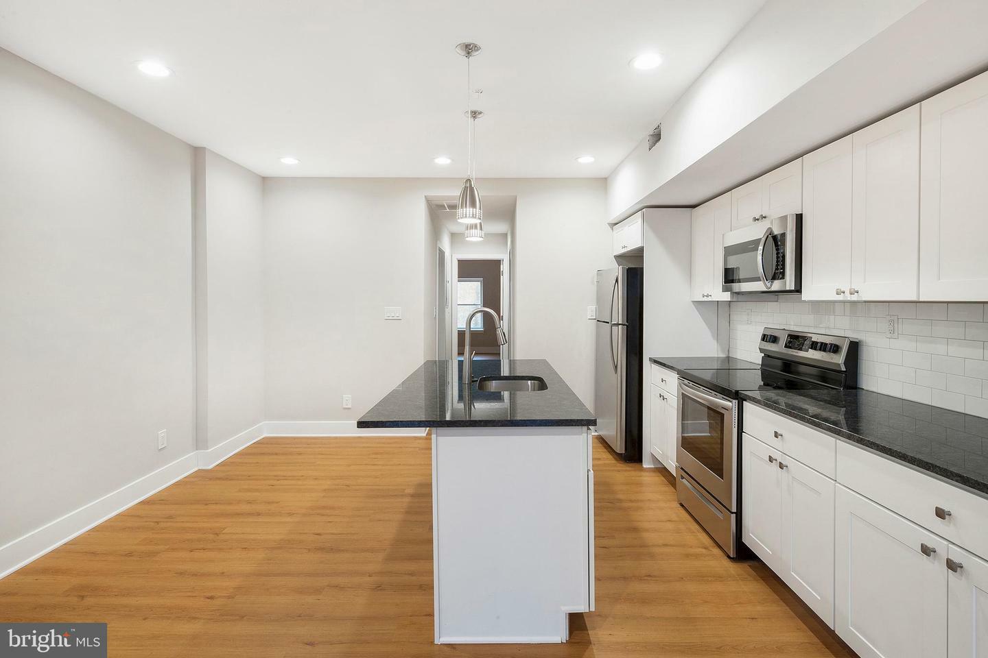 Property Photo: 1424 S 18th Street PA 19146
