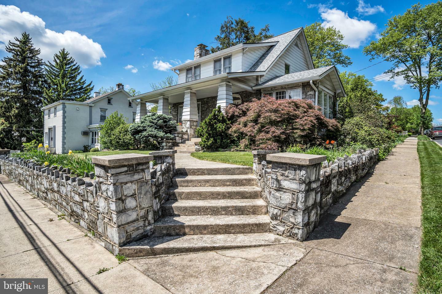 Property Photo: 2700 Market Street PA 17011