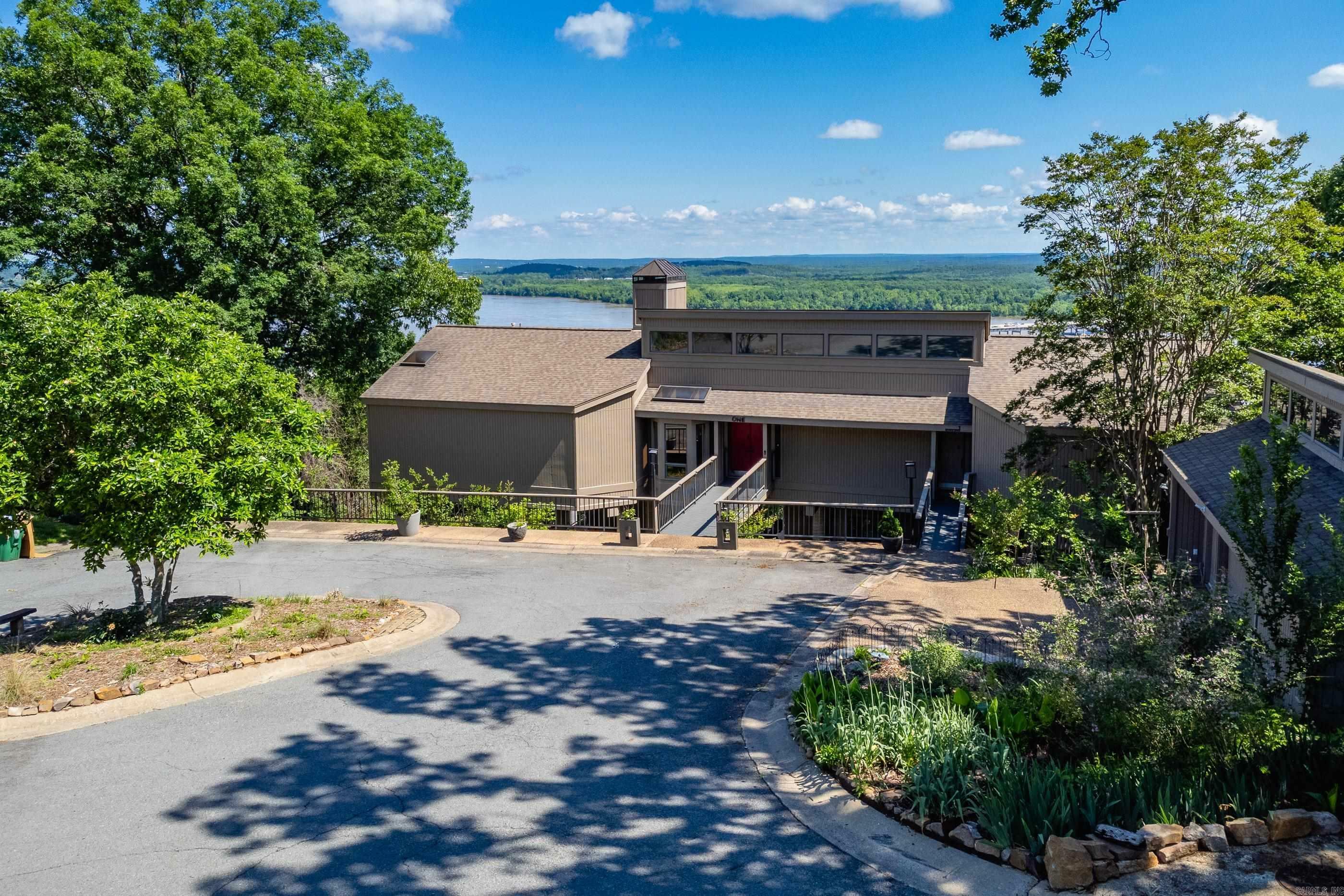 Property Photo: 1 Rivers Edge Drive AR 72227