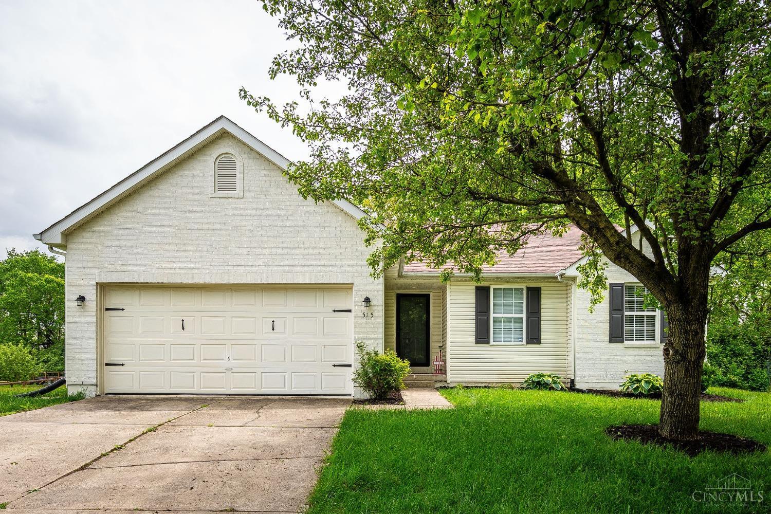 Property Photo: 515 Meadowview Place OH 45067