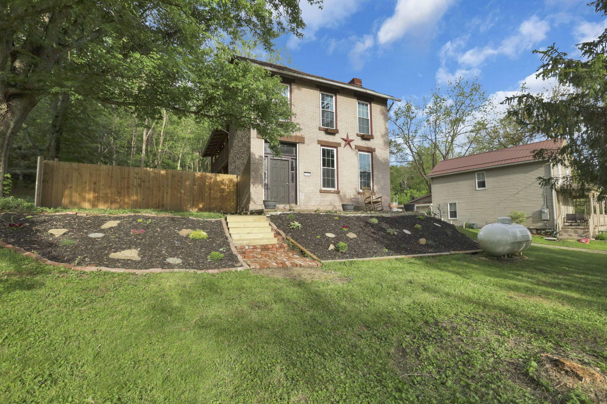 Property Photo: 998 Wayne Avenue OH 43701