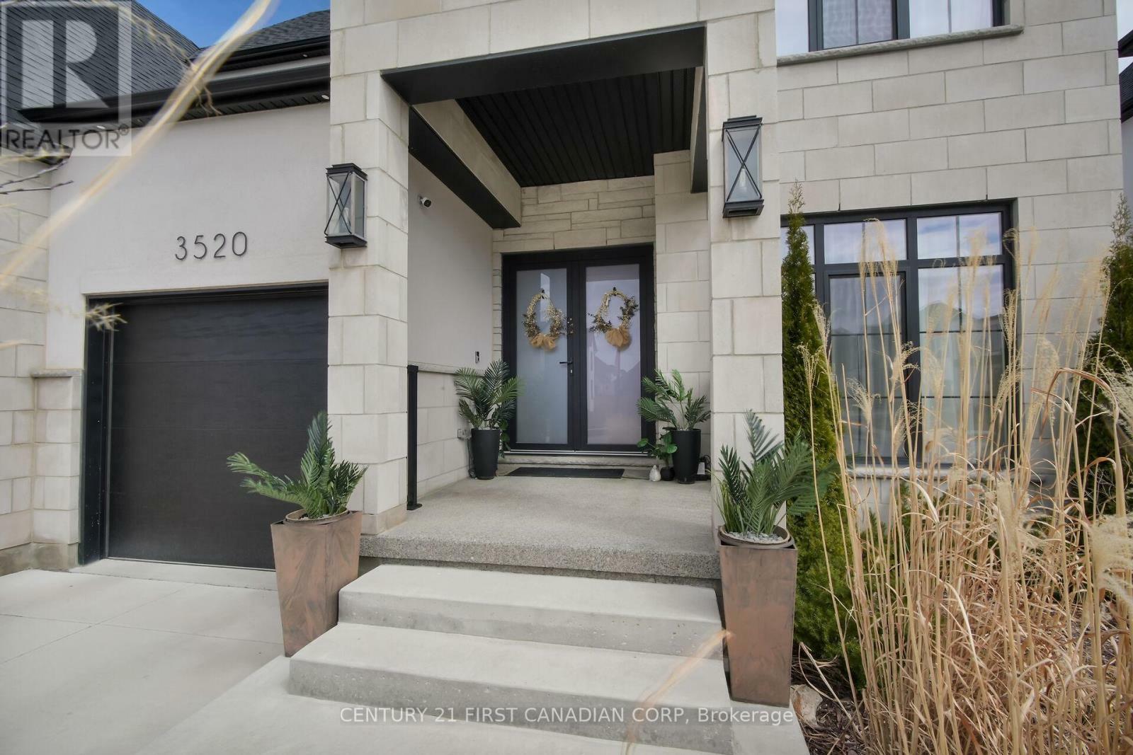 Property Photo: 3520 Grand Oak Crossing ON N6P 0G7