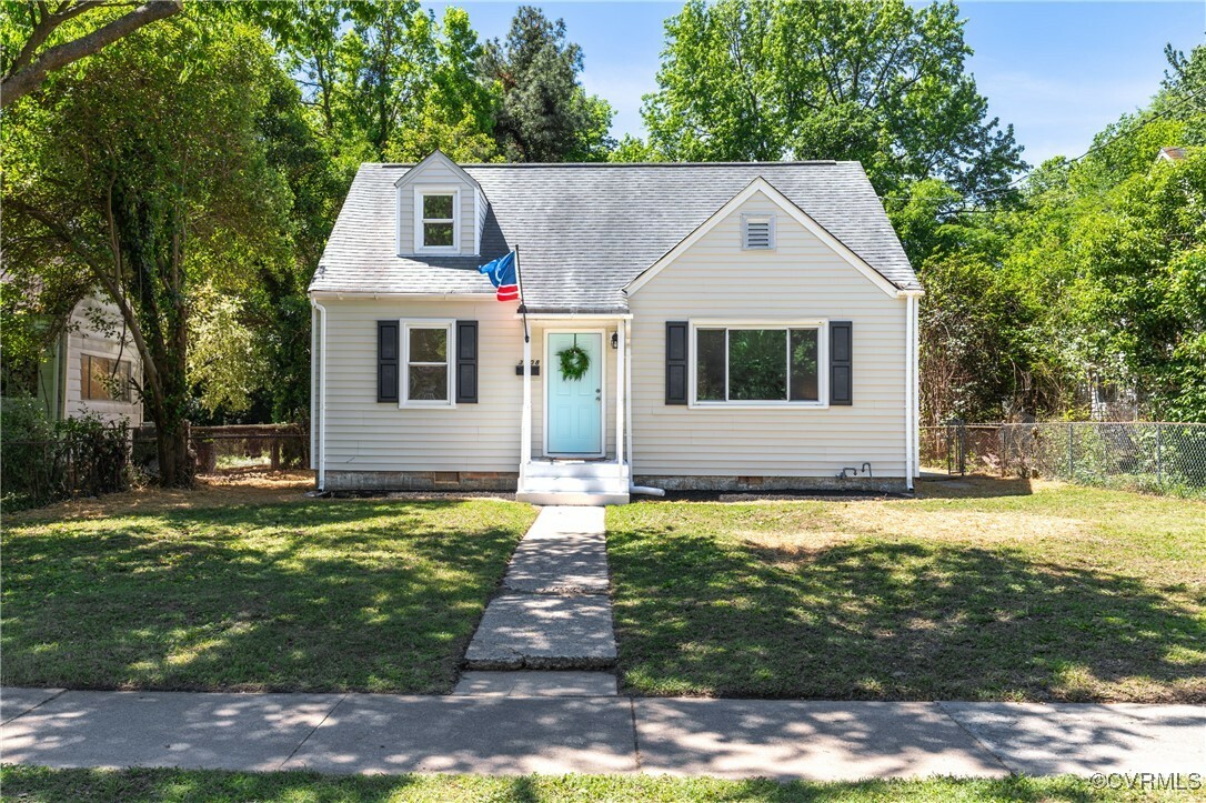 Property Photo: 3808 Peyton Avenue VA 23224