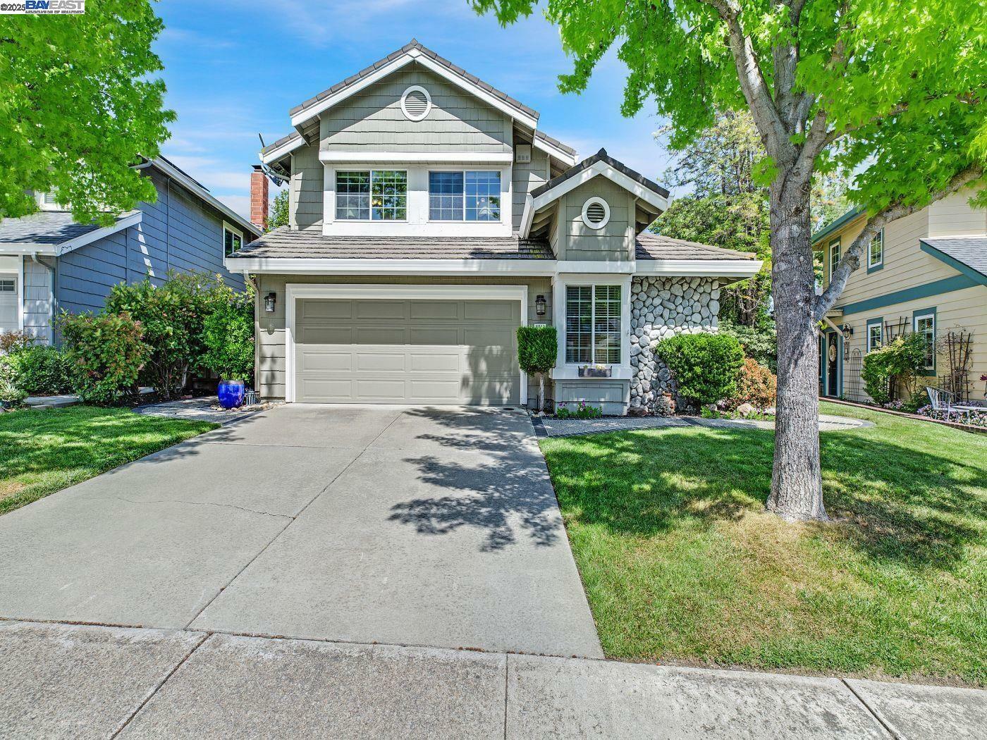 Property Photo: 8043 Crossridge Rd CA 94568