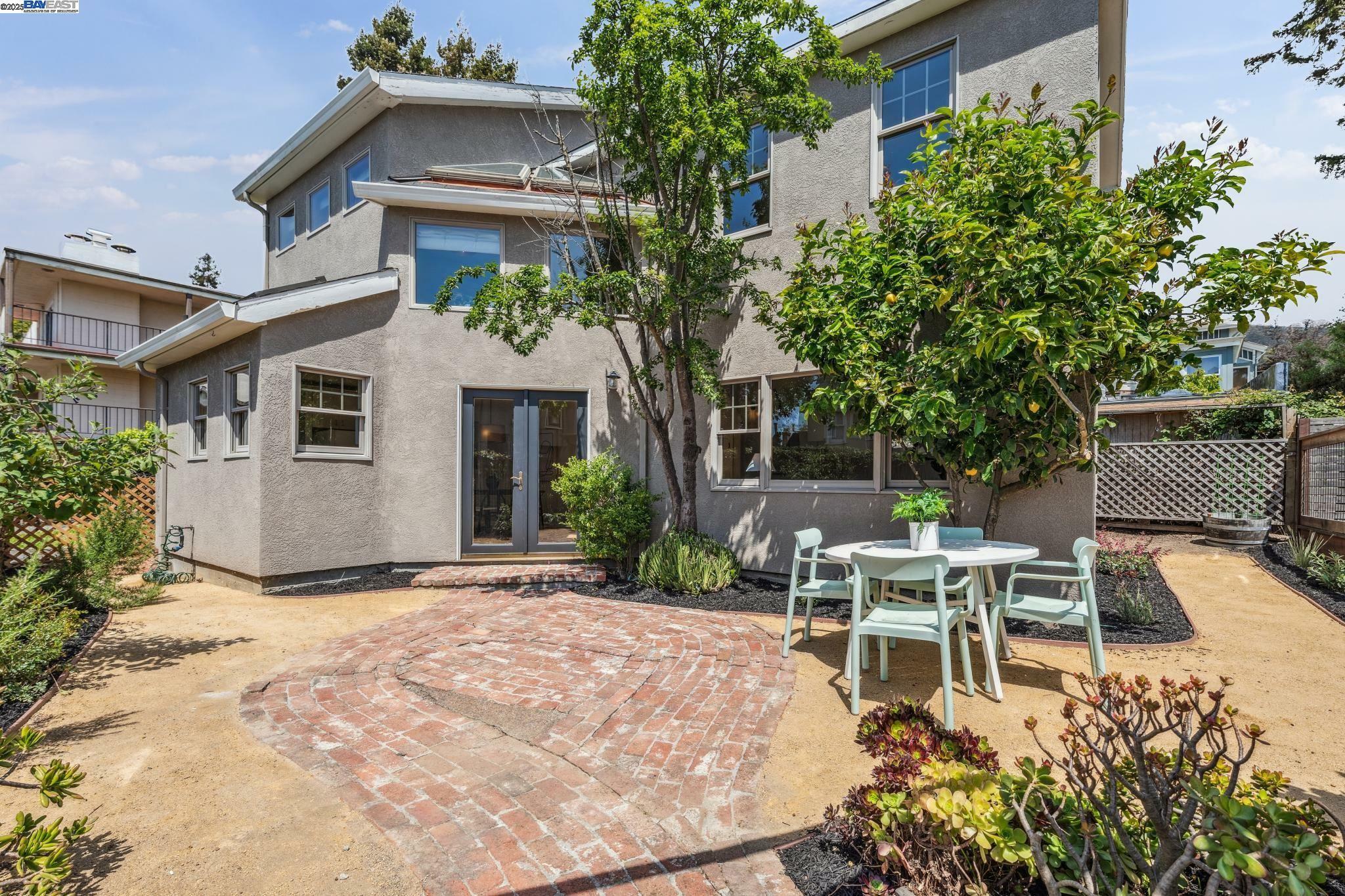 1417 Oxford St 2  Berkeley CA 94709 photo