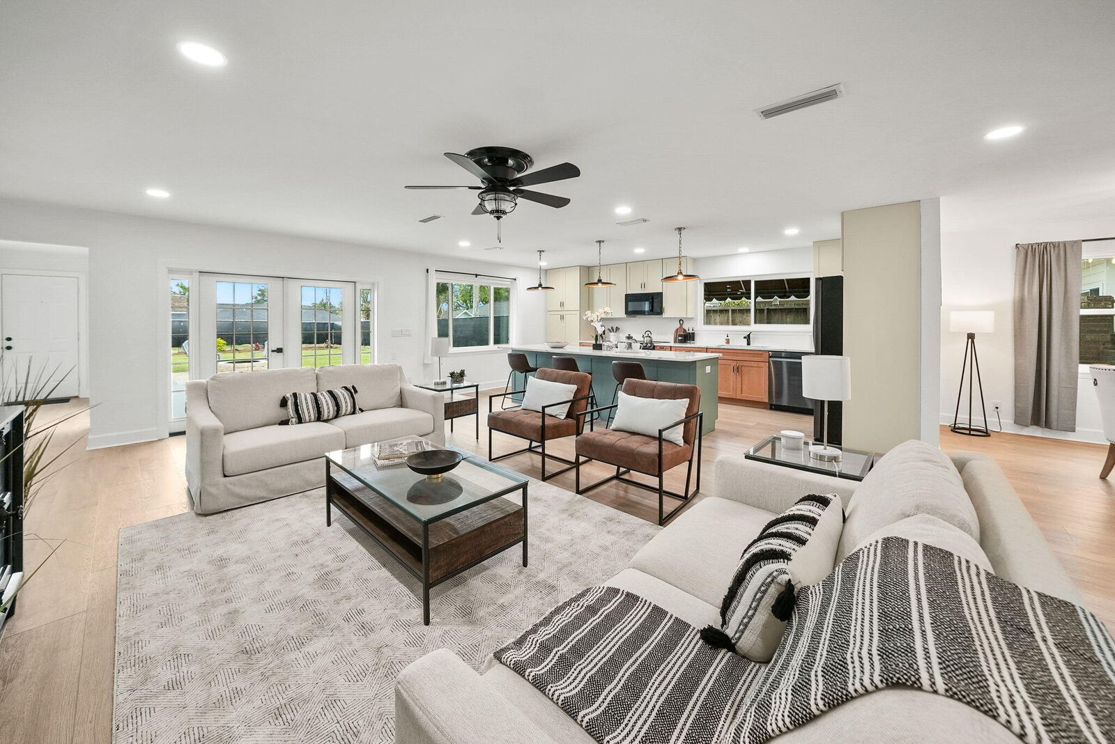 Property Photo: 920 W Beach Drive FL 32401