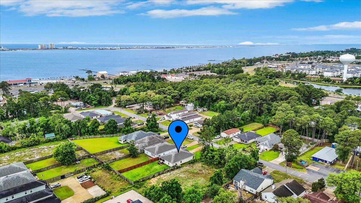 Property Photo: 1870 Esplanade Street FL 32566