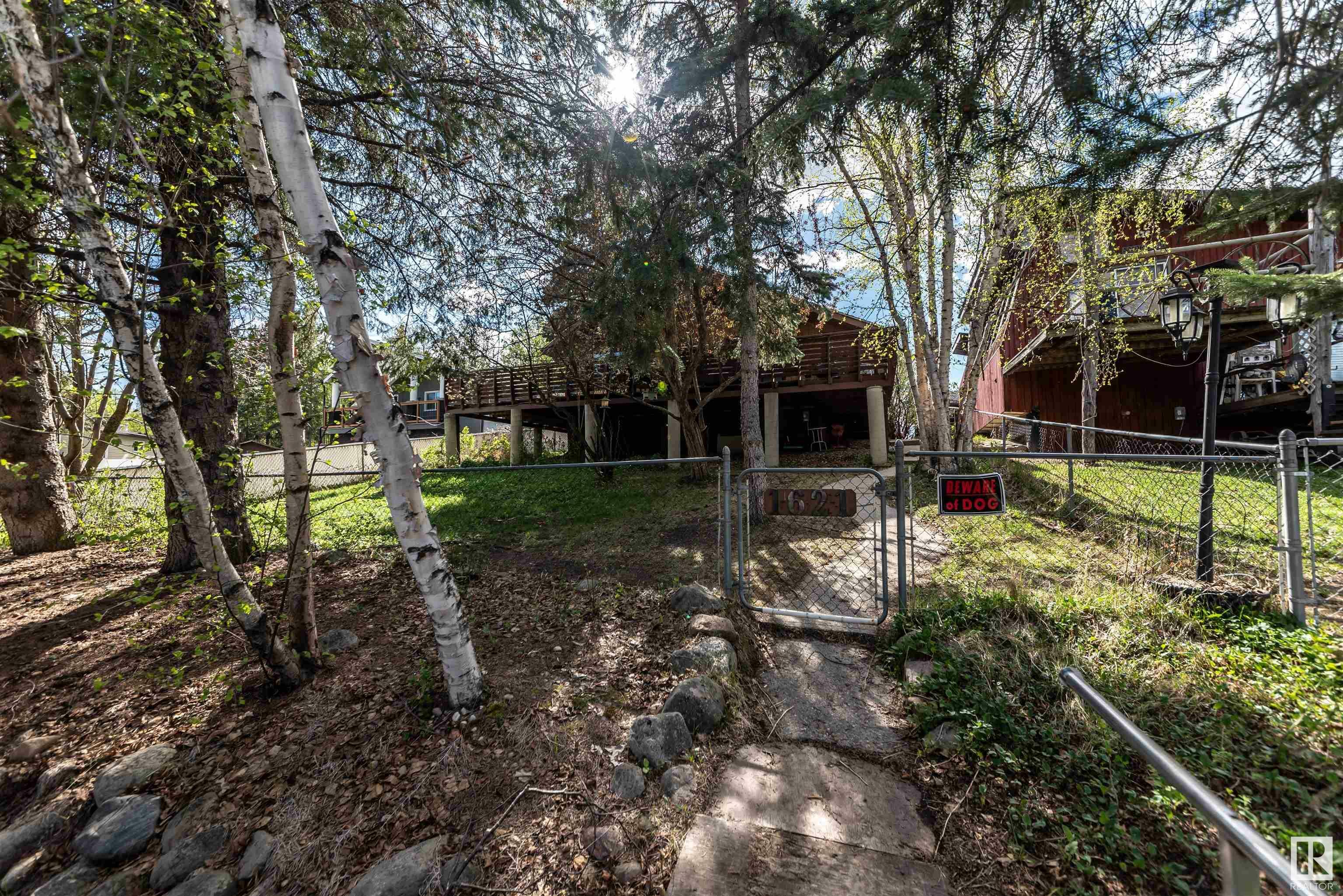 Photo de la propriété:  1621 Marine Crescent  AB T0E 0A2 