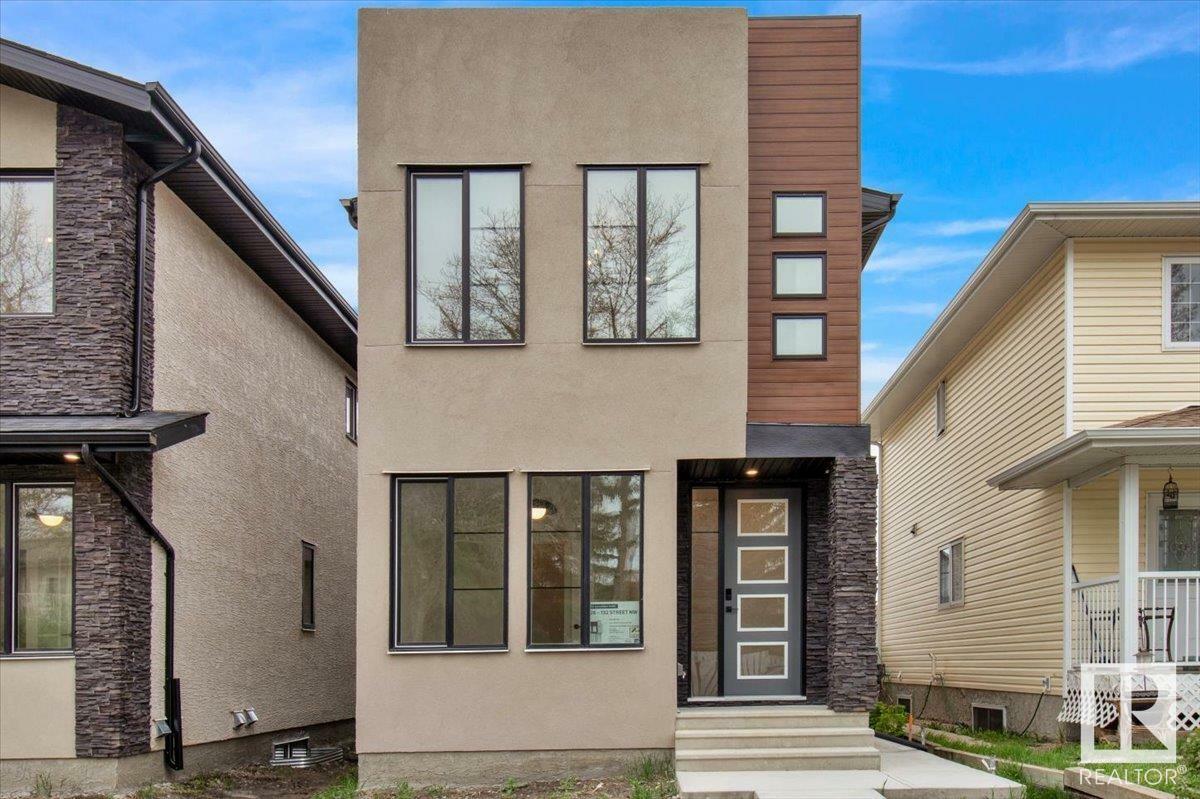 Property Photo:  11126 132 Street NW  AB T5M 1E5 