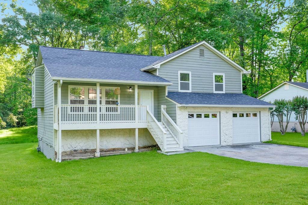 Property Photo: 6625 Peppermill Lane GA 30349