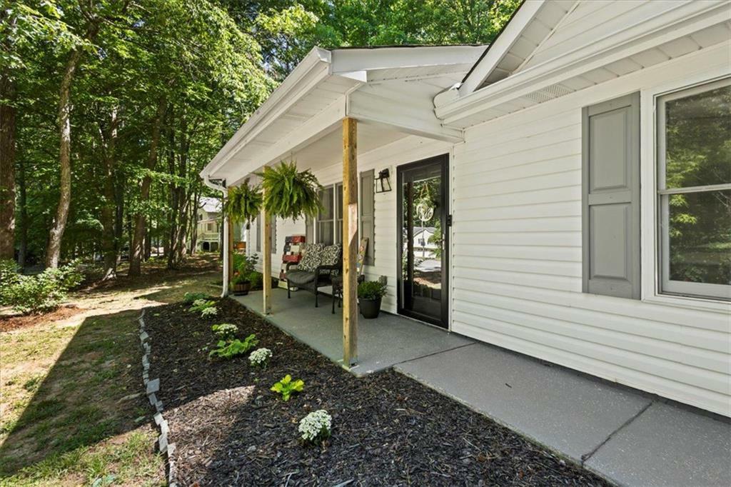 Property Photo: 121 Danielle Court GA 30180